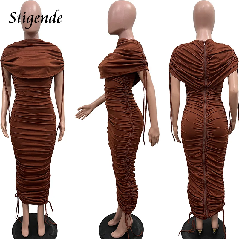 Женское длинное платье на молнии с рюшами и воротником-хомутом