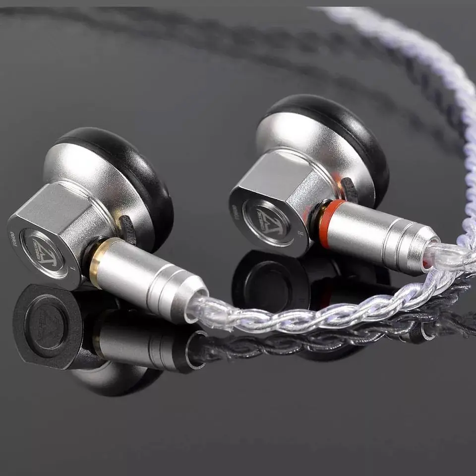 Музыкальный монитор DJ Studio Toneking TO600 600 Ом