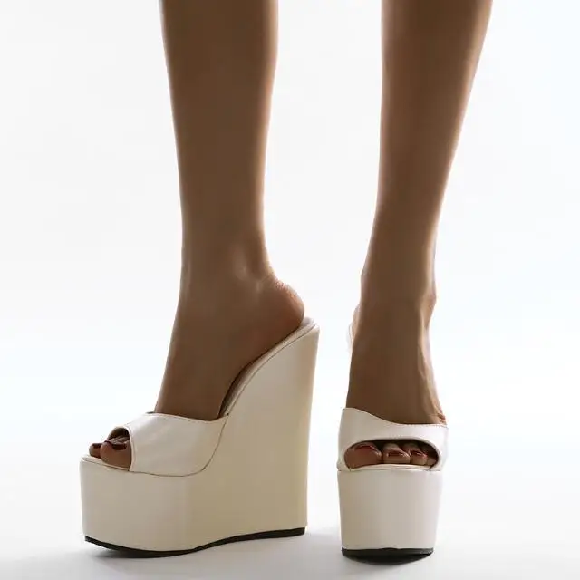 

Women's Slippers Summer Outdoor Wear 2022 New Platform Platform Fashion Wedge Summer High Heel Slippers Women's Shoes Flip-Flops