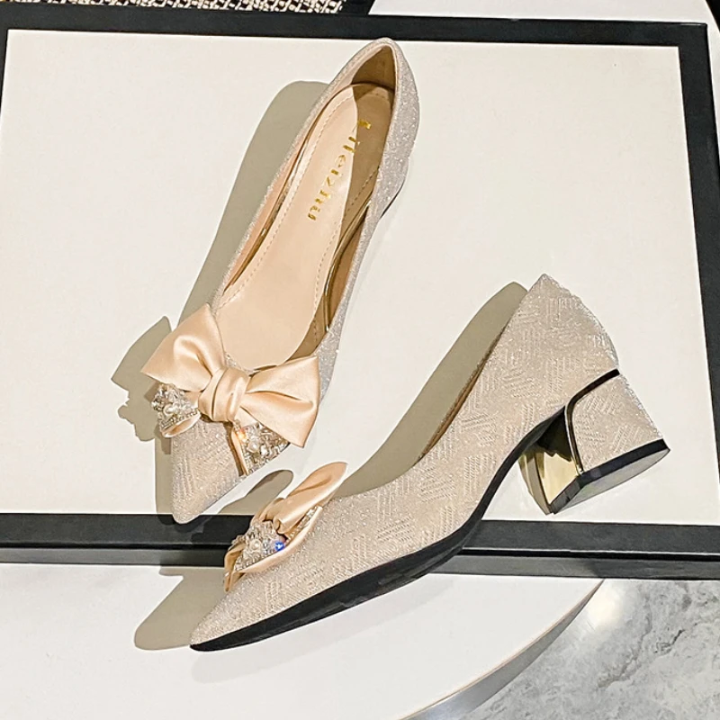 Size 35-43 Women Pointed Toe Leather Flats Shoes Heels Pumps Designer Style Party Wedding Bowknot Office Lady Slip on Dress Shoe