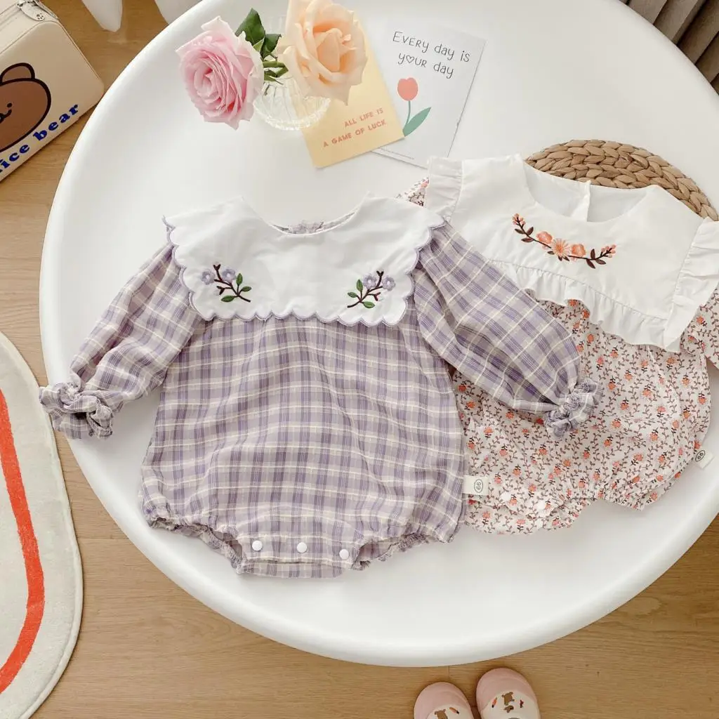 

Autumn Infant Baby Girl Bodysuits Long Sleeve Square Neck Embroidered Cotton Toddler Girls Plaid Floral Jumpsuit Newborn Clothes