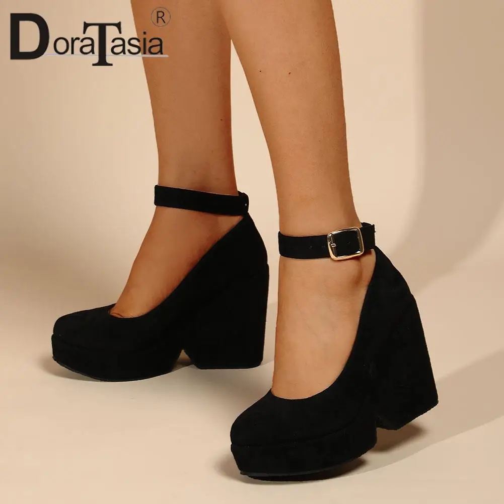 

Туфли-лодочки женские на платформе и высоком массивном каблуке