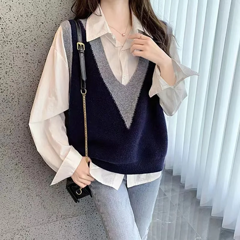 

Gentle Dating Knit Vest Japan Double V-neck Stitching Knit Vest College Lazy Sweater Female Undershirt Ins Chil Pullover