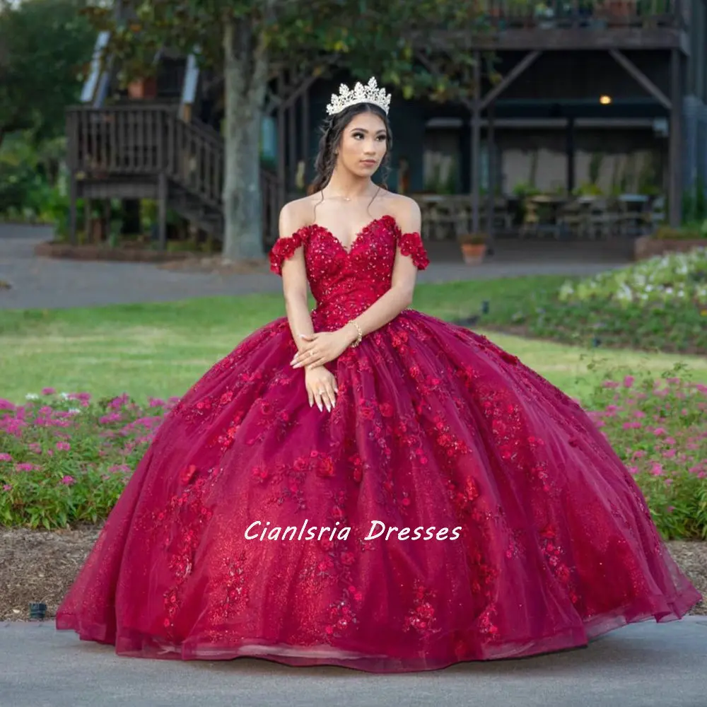 

Темно-красные платья для Quinceanera ручной работы с цветами и кристаллами бальное платье с открытыми плечами корсет с аппликацией милые 15 плать...