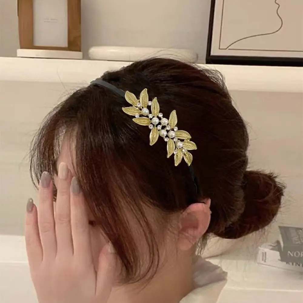 

Women Elegant Leaf Pearl Hair Hoop Crown Crystal Headband Wash Face Makeup Hairbands Girls Sweet Zircon Non-Slip Headwear Gifts