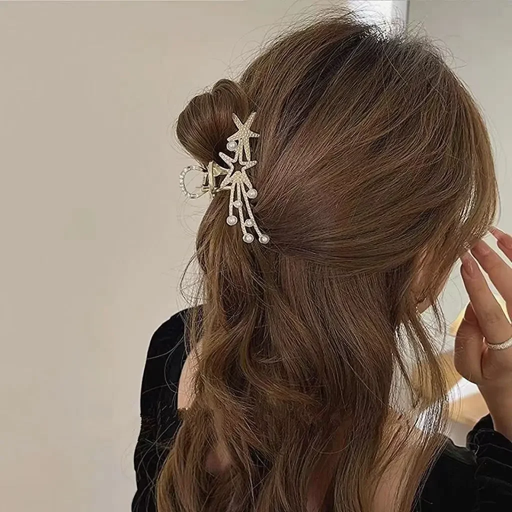 

Korean Shiny Women's Fashion Claw Cute Girl Crab Star Pearl Water Diamond Claw Clip Hairpin Decorative Hair Accessories