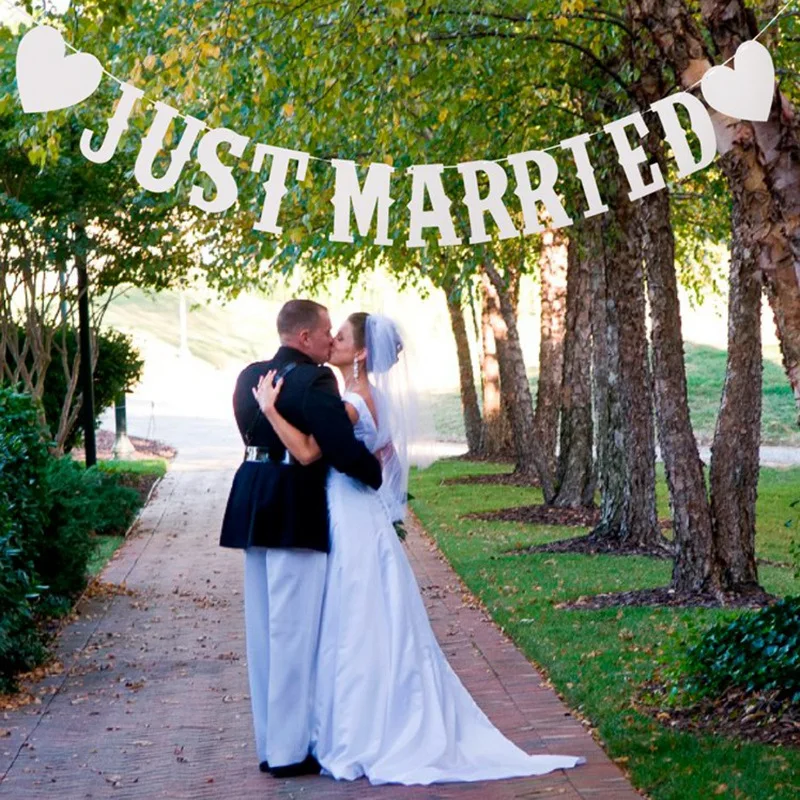 

Vintage Wedding White Bunting Just Married Photo Booth Prop Wedding Banner Party Wedding Party Decorations Wedding Banner Flag