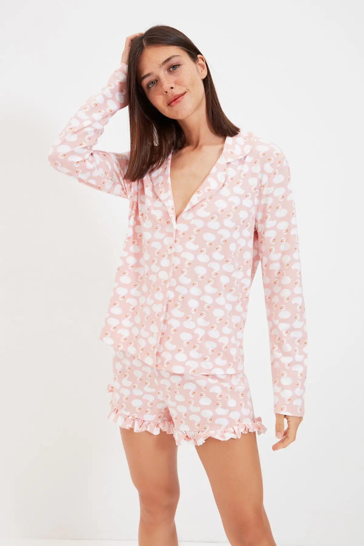 

Powder Swan Pattern Knitted Pajamas Set