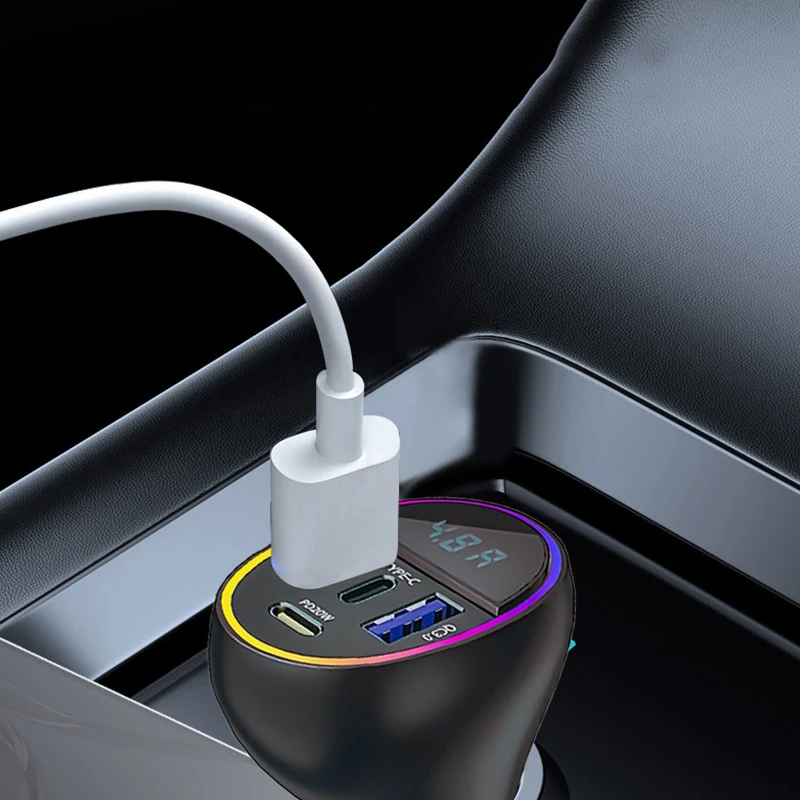 Автомобильное зарядное устройство с 2 USB-портами 3 1 а дисплеем напряжения