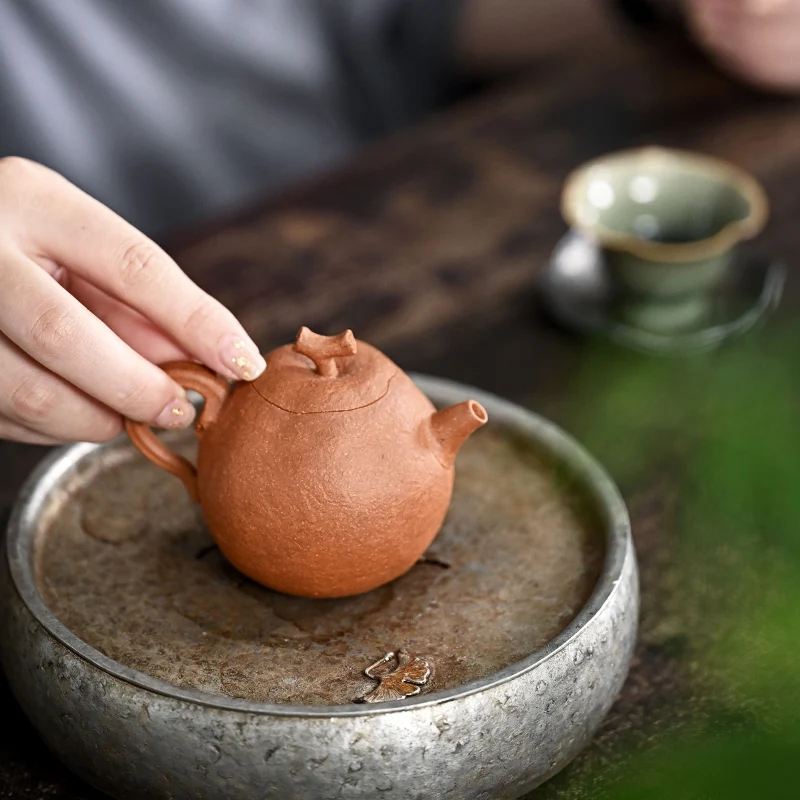 Свойства полезных ископаемых глина. Едят ли глину. Едят ли глину. Ремесла древней руси гончарное ремесло. Приготовление глиняного раствора.