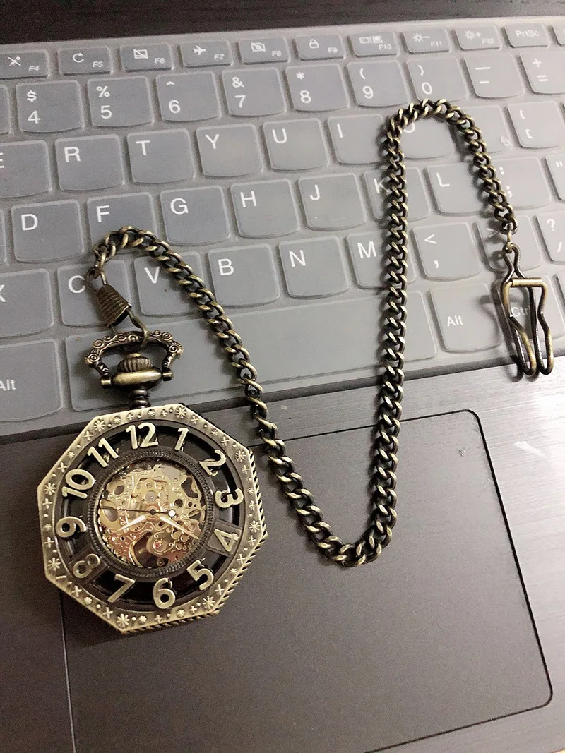 Luxury Bronze Mechanical Pocket Watch for Men Women Hollow Big Number Steampunk Case Dial Fob Chain Pendant Clock for Collection