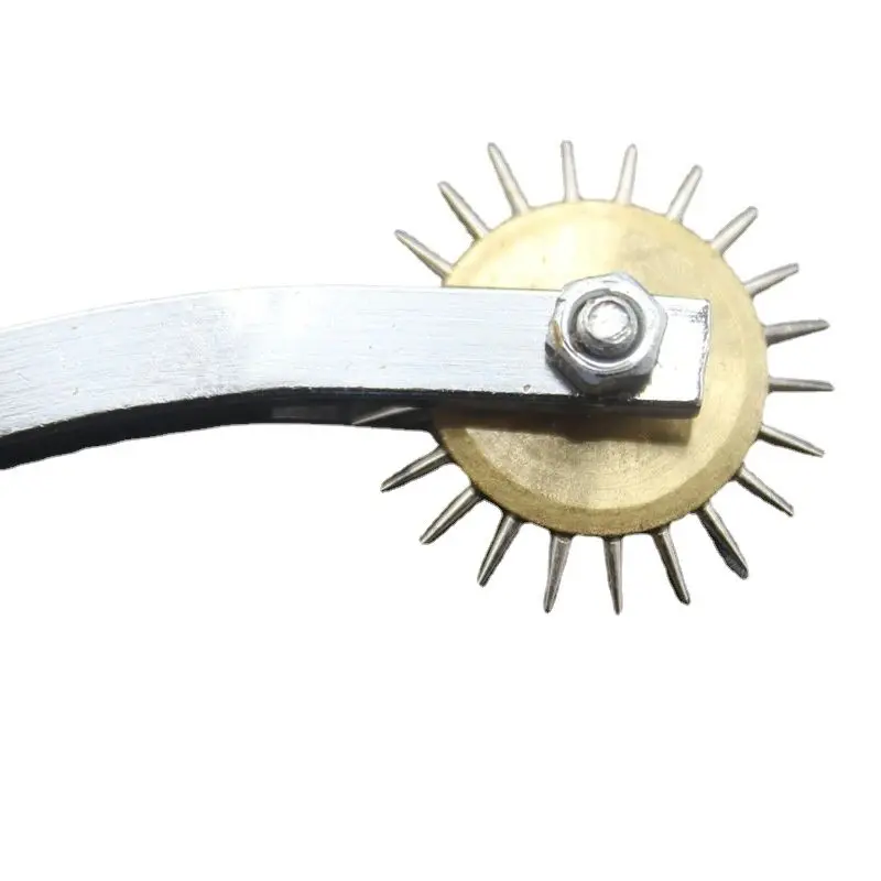 

Leather Punching Tool Wooden Handle Needle Scoring Tracing Wheel Tailor Roller Docking Crimper Toothed Gearwheel Sewing Tool