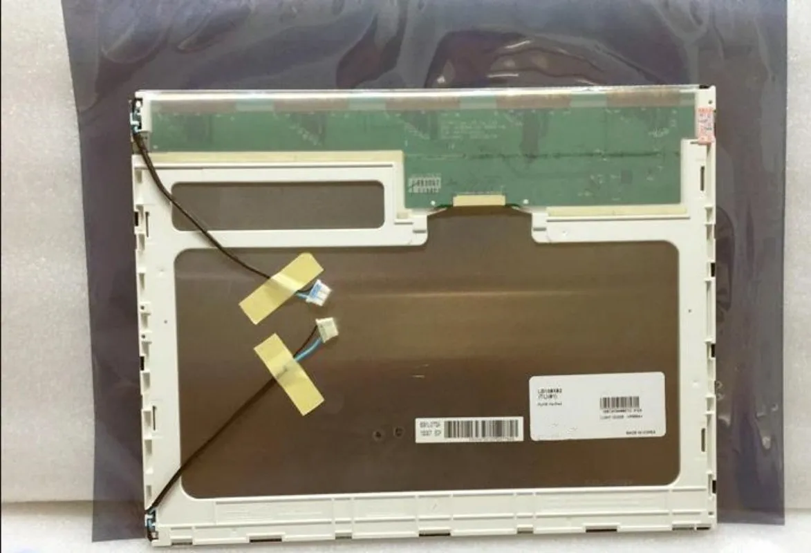 

15-дюймовый ЖК-дисплей