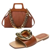 2022 summer new soft bottom women slippers fashion outer wear flat sandals solid color chain messenger bag designer shoe bag set