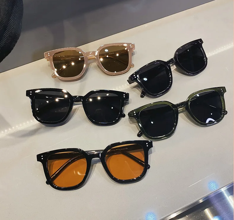 

2022 женские роскошные брендовые дизайнерские модные солнцезащитные очки унисекс высококачественные солнцезащитные очки женские очки