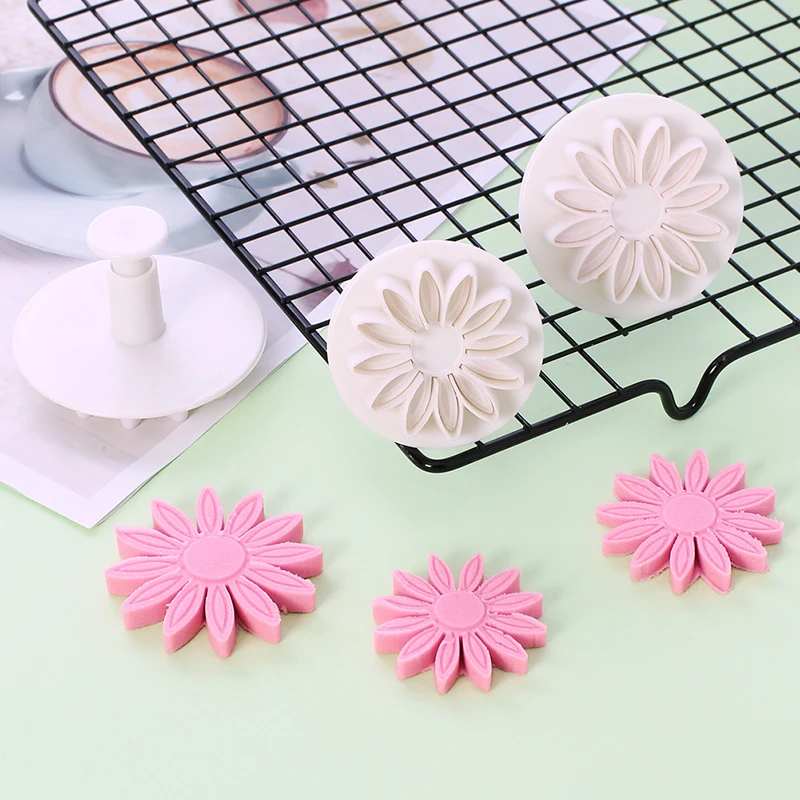 

3Pcs Barberton Daisy Fondant Cake Decorating Sugar Craft Plunger Cookie Cutter Flower Biscuit Chocolates Mold For Kitchen Baking