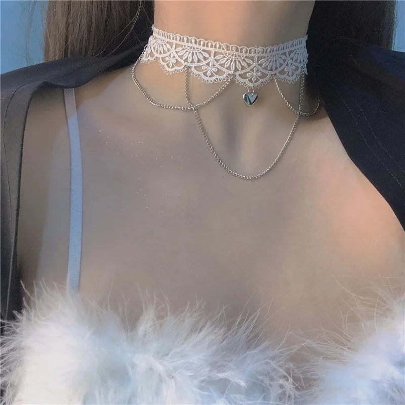 Fashion Choker Necklace For Women Sexy Black White Lace Stretch Strip Heart Pendant Short Clavicle Necklace Aesthetic Jewelry