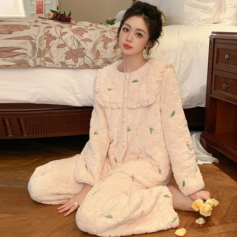 Зимняя теплая Пижама SXTHAENOO 2024 Женская двусторонняя бархатная пижама с принтом