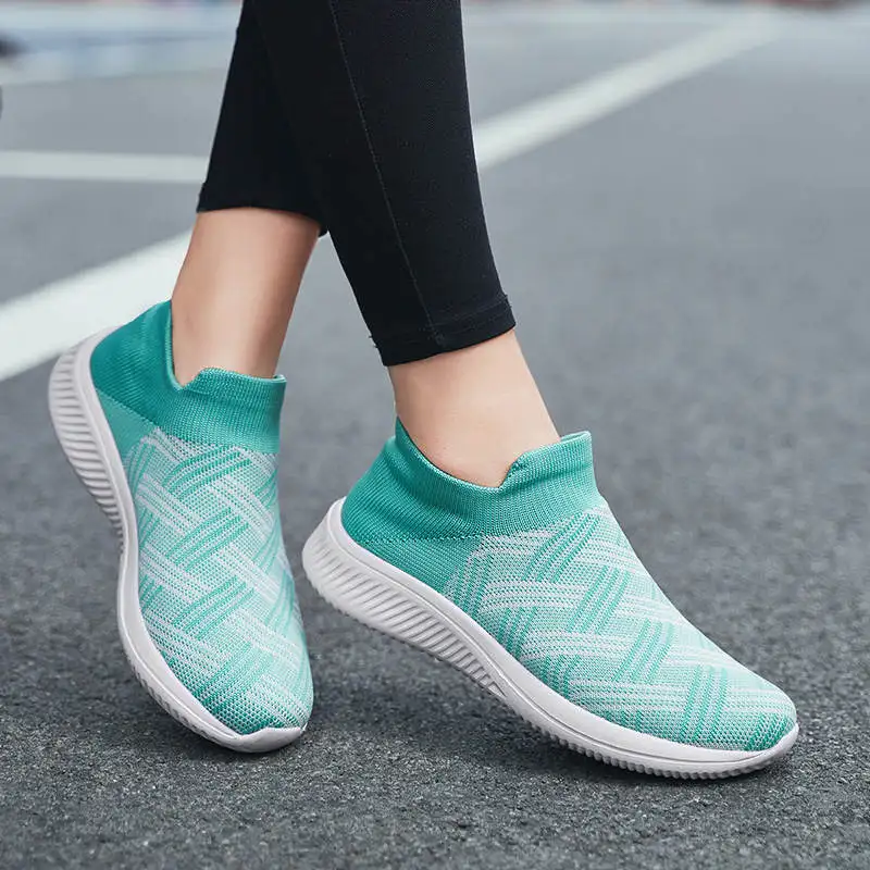 

Female Running Sneakers Spinning Women's Black Sports Shoes Shockproof Air Woman Sneakers Gold Women Sport Sneakers Surf Tennis