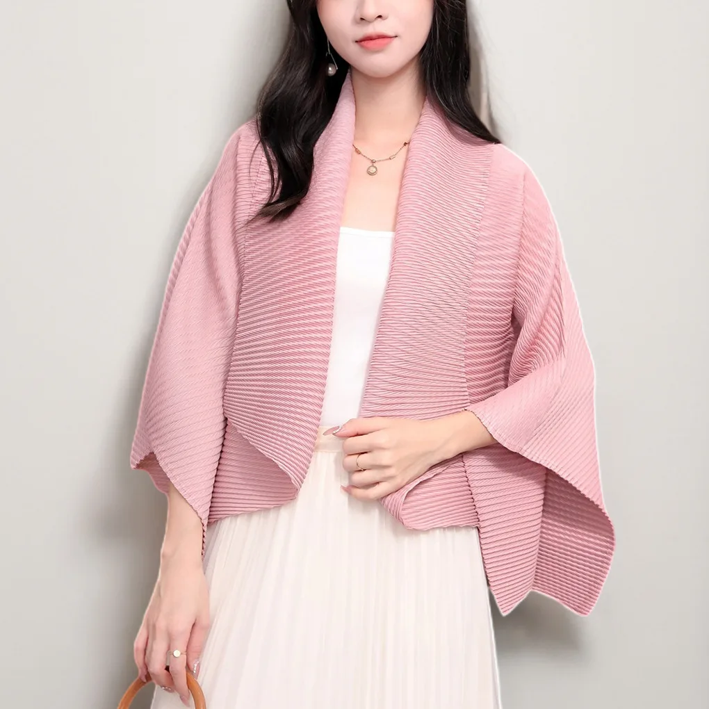 Sanzhai Dragon Scale Pleat Short coat Women Design Sense 2024 Spring New Loose All-Matching Cardigan Bolero