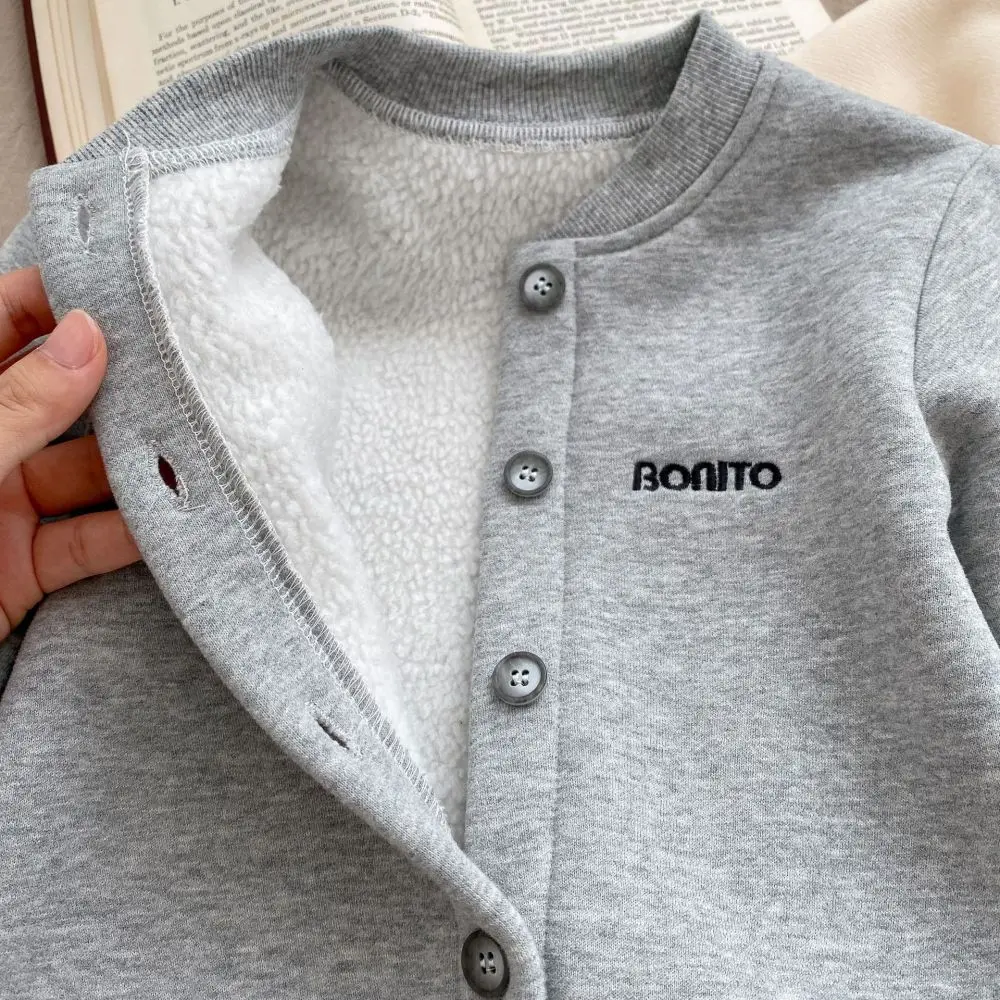 Комбинезон для новорожденных с буквенным принтом