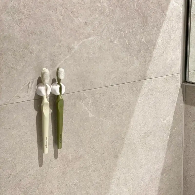 

2pcs White Toothbrush Holder Toothbrush Storage Easy Installation Simple Suction Cup Wall Mounted Strong Adhesion Household Tool