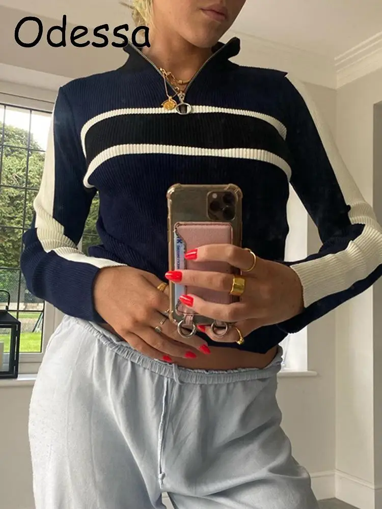 

Свитшот женский в стиле гранж на молнии, с длинным рукавом