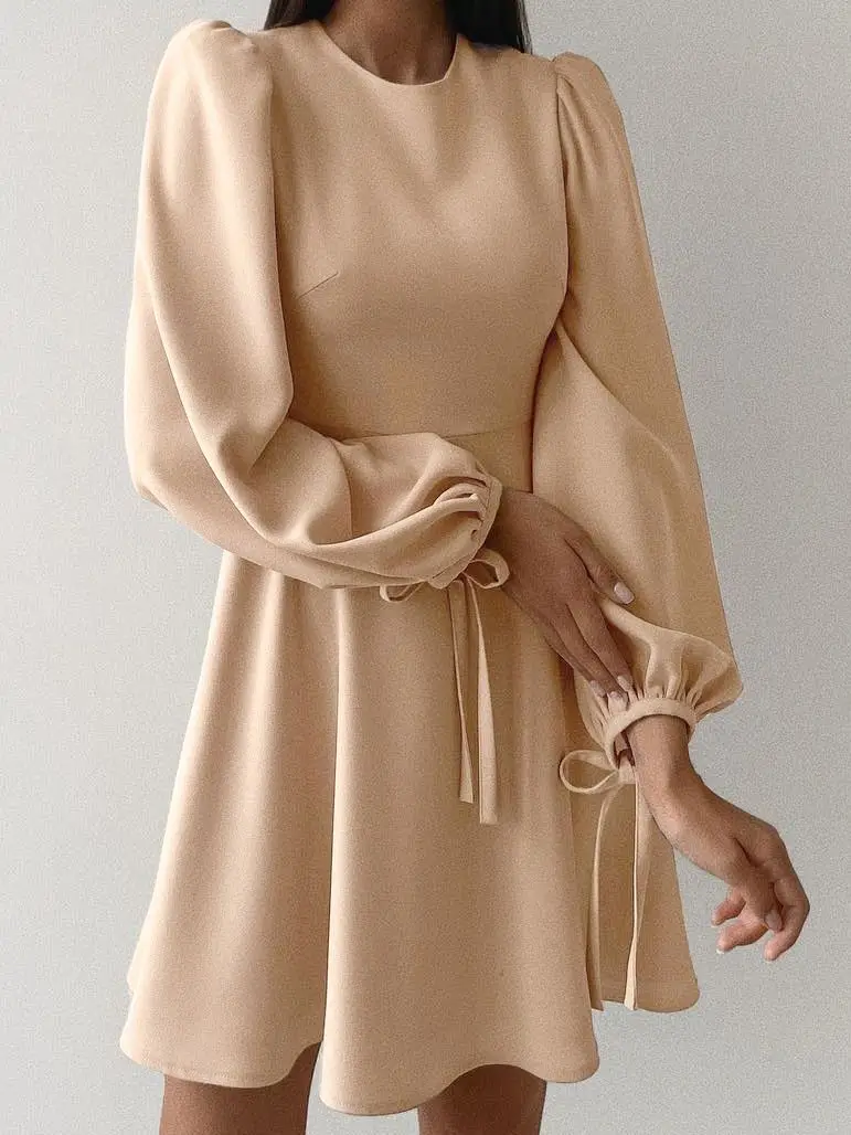 

European and American Autumn New Temperament Commuter Women's Wear Solid Color Round Collar Lantern Sleeve Casual A-line Dress