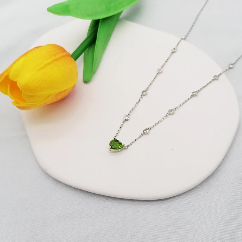 

Green Love Necklace Luxury Jewelry 925 Sterling Silver New Simple Temperament Fashion Party Gifts Free Shipping for Women