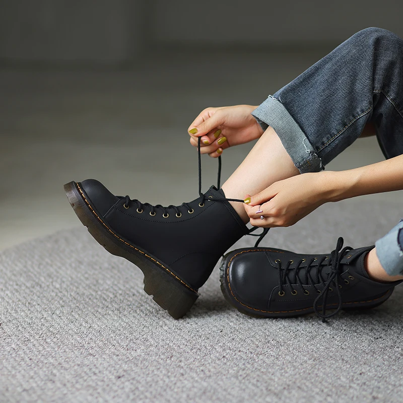 

2022 Leisure Women Ankle Boots Fashion Cross-Tied Thick Heels Genuine Leather Shoes Woman Autumn Winter Motorcycle Boots