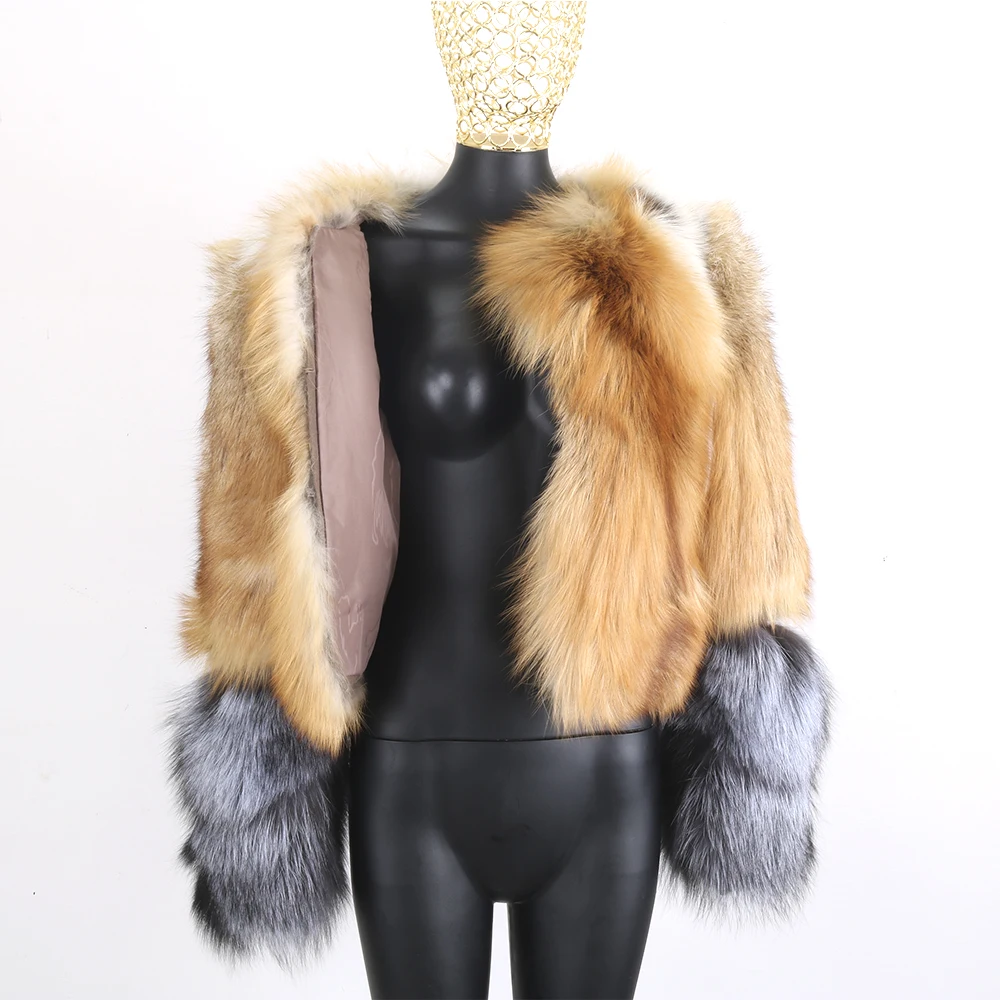 Winter Women's Natural Silver Fox Fur Coat With Detachable Sleeves, Fashionable and Casual Short O-neck Fashion Female clothing
