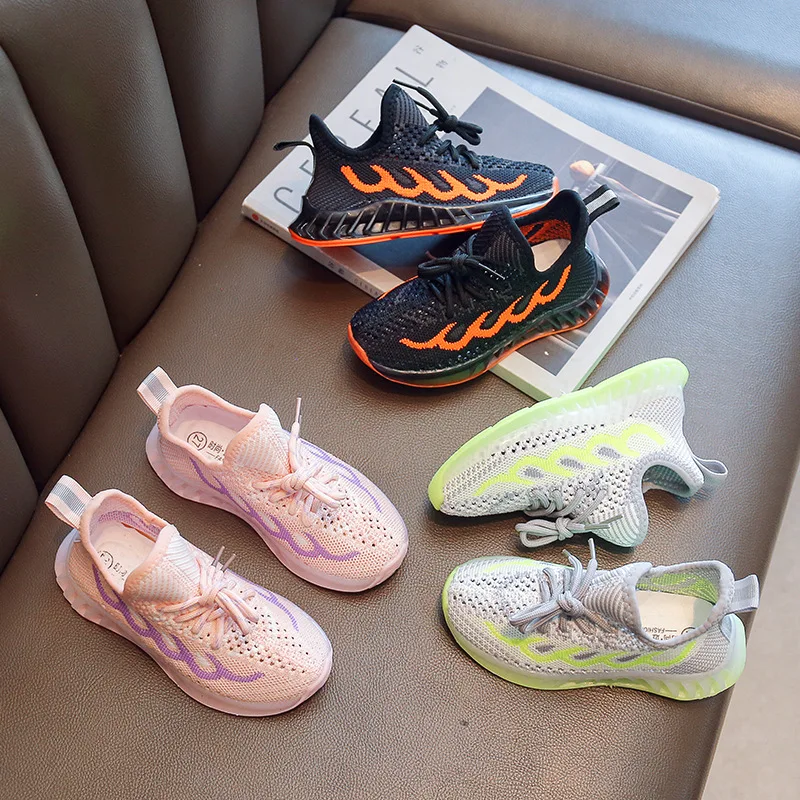 

Children Sneakers 2022 Spring Boys and Girls Breathable Fly Weaving Casual Slip-on Cool Sport Shoes for Running Kids Fashion New