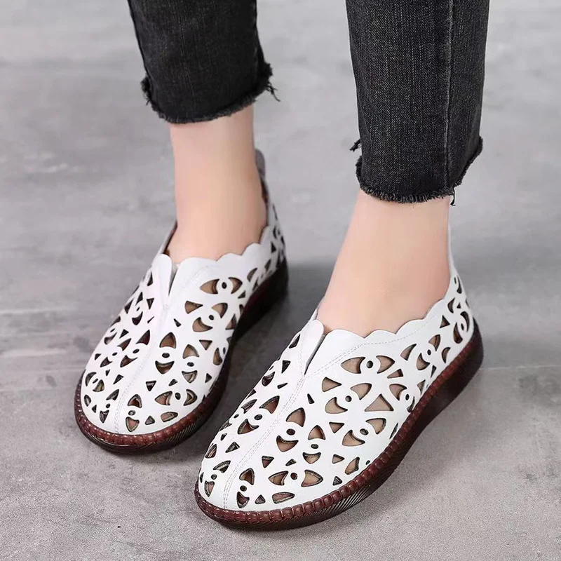 

Plus Size 2022 Women's Flats Spring Autumn Sandals Hollow Breathable Hole Boots Flat Soft Non-slip Comfortable Sandalia De Mujer