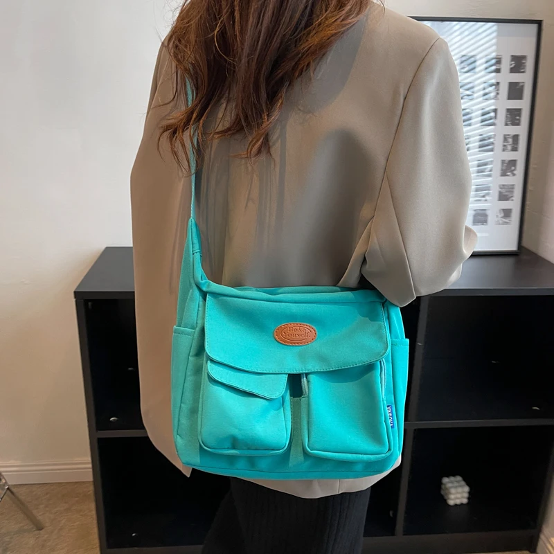 

Multiple Pockets Messenger Bags Fashion Student Shoulder Bag Casual Women Crossbody Bags Waterproof Nylon Shopping Sling Bag