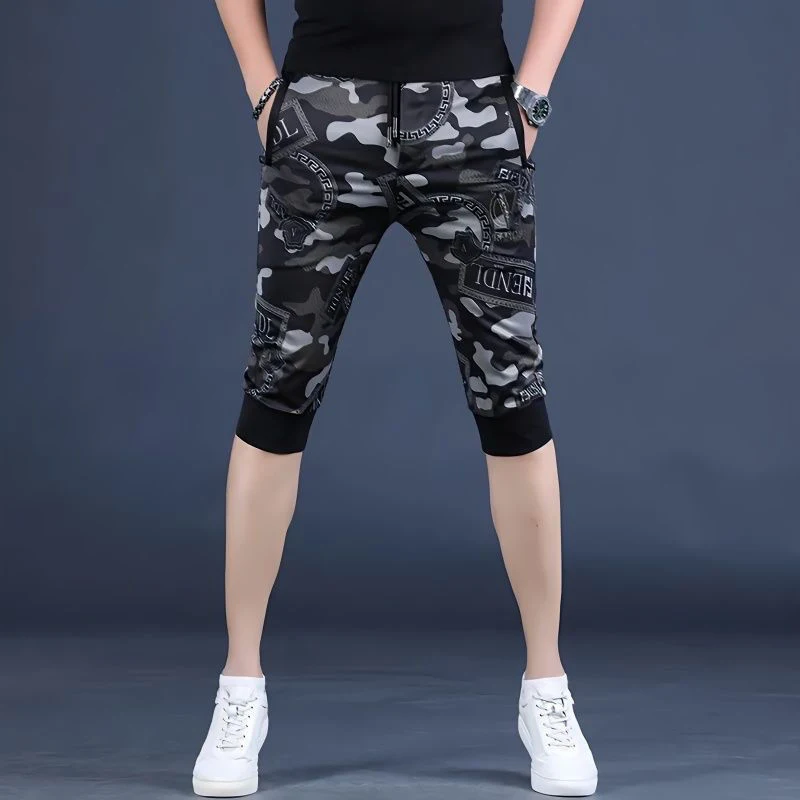 

2023 Summer Trend Fashion Shorts Men Small Feet Camouflage Capri Pants Fashion Brand Casual Five-point Medium Pants Men's Style