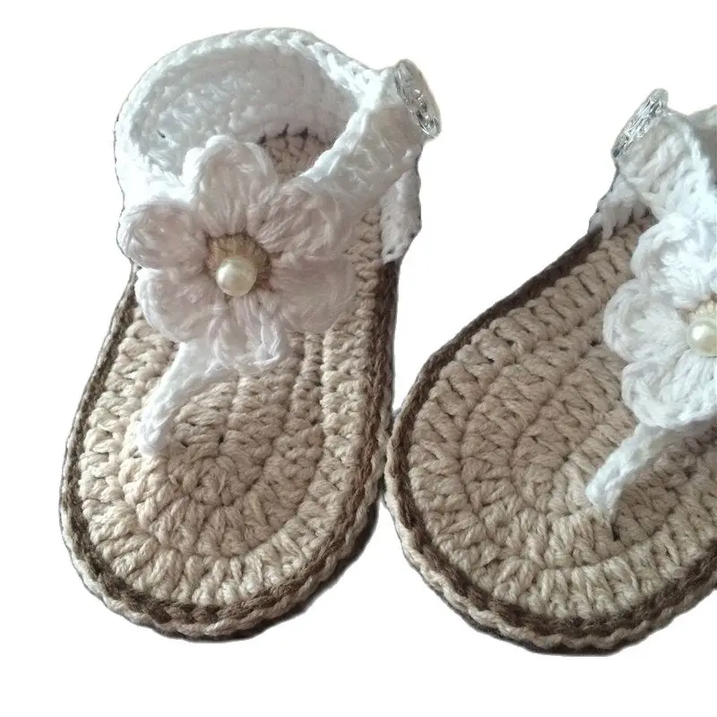 БЕСПЛАТНАЯ ДОСТАВКА Вязаные детские сандалии бирюзового цвета для лета с маленькими цветочками-пушками Размер 9см, 10см, 11см.