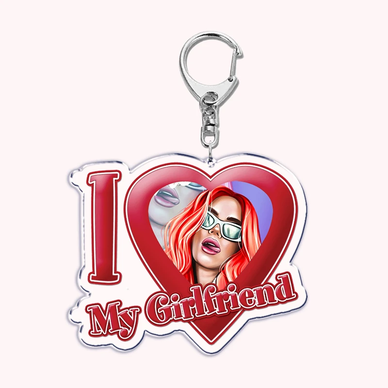 Акриловый брелок для ключей с певицей Карол г я люблю моего парня девушки