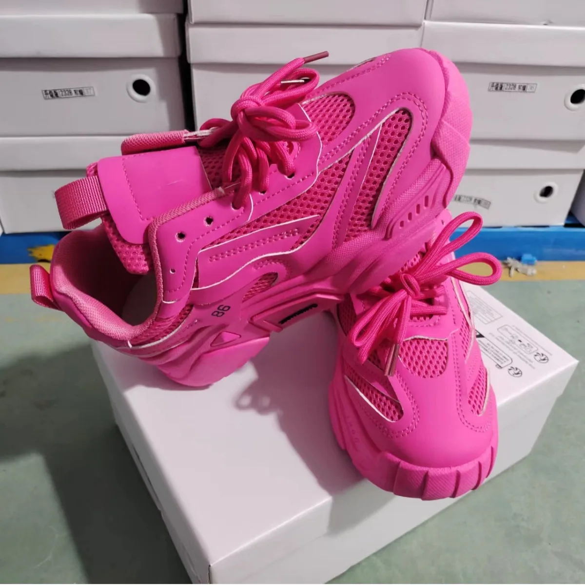 Женские кроссовки 2024 сетчатая дышащая обувь для женщин спортивная бега