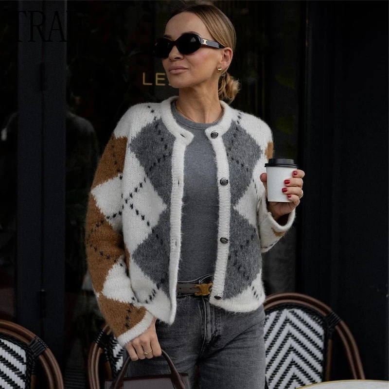 

TRAF 2023 Argyle Cardigans for Woman Knitted Cropped Sweaters for Women Long Sleeve Button Cardigan Women Fashion New Knitwears