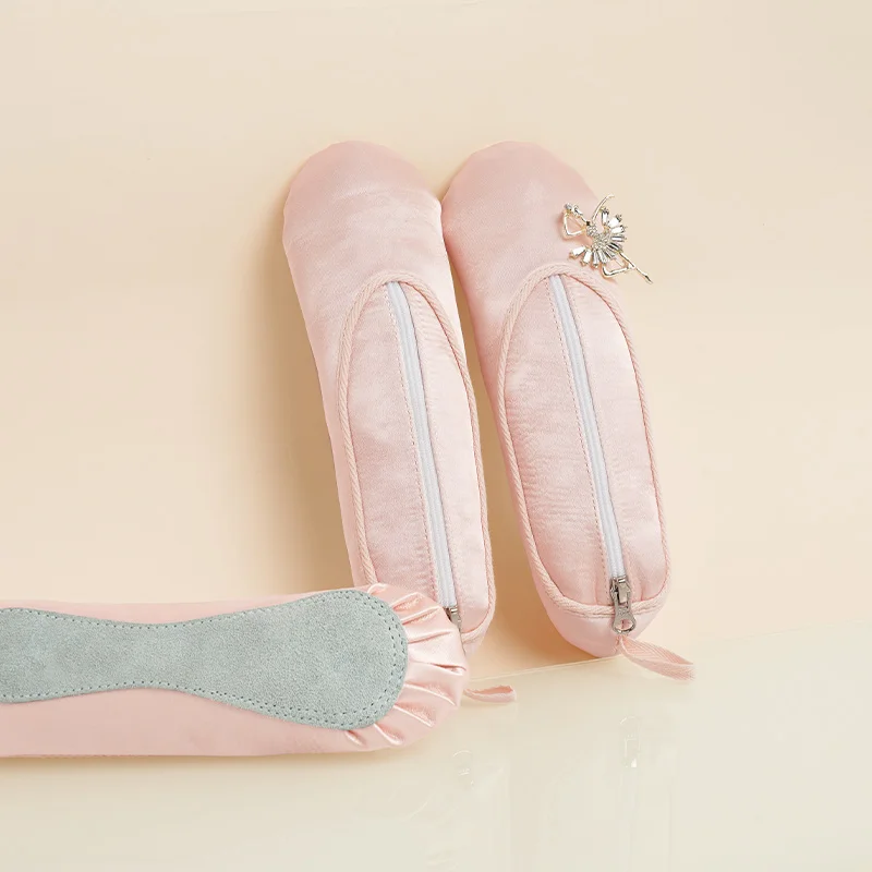 Атласные пуанты для балета