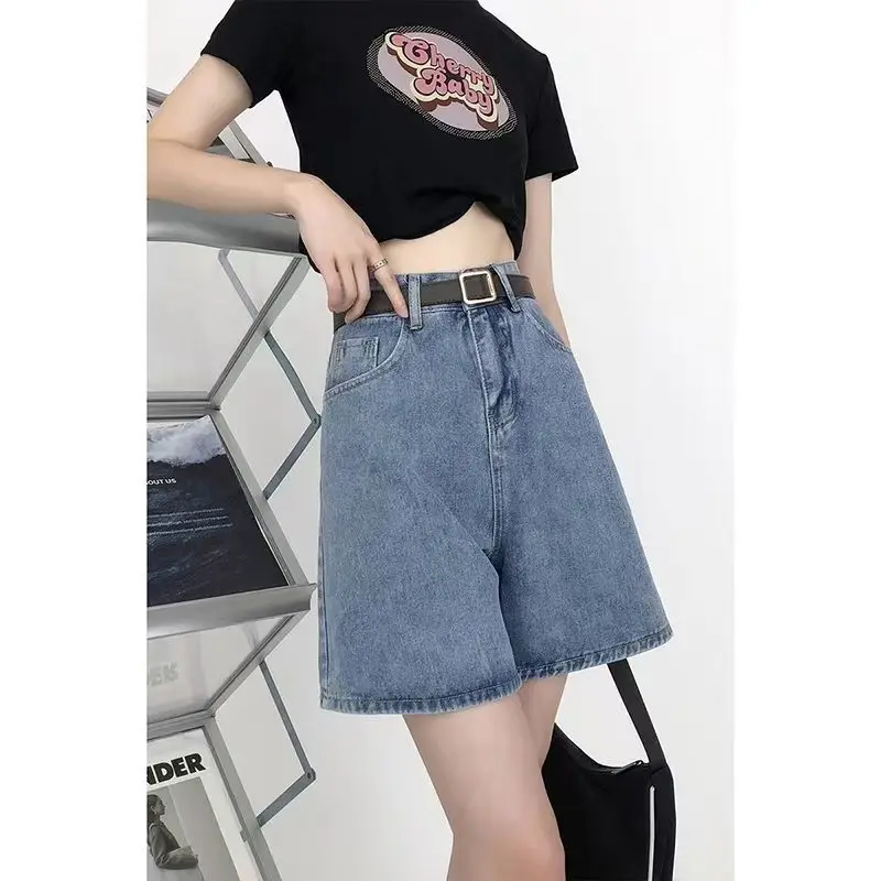 New For Summer 2023 Blue Women's High-waisted Denim Shorts Button Design Leisure Nickel Pants