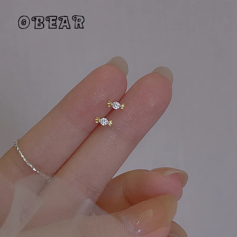 Женские серьги-гвоздики с фианитами маленькие | Украшения и аксессуары