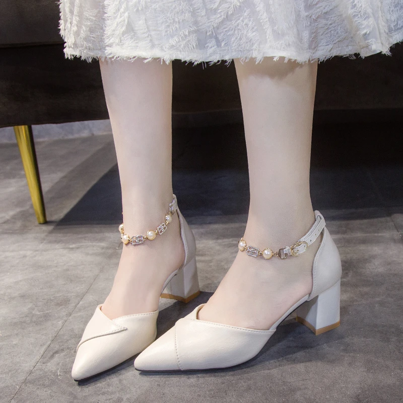 Женские туфли-лодочки на квадратном каблуке 6 см | Обувь