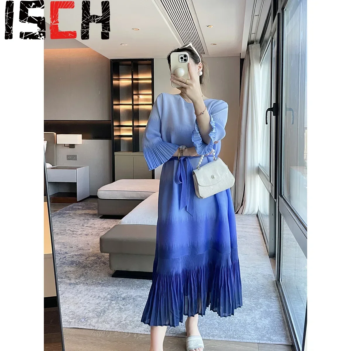 Плиссированное Платье свободное дизайнерское расклешенное платье с коротким