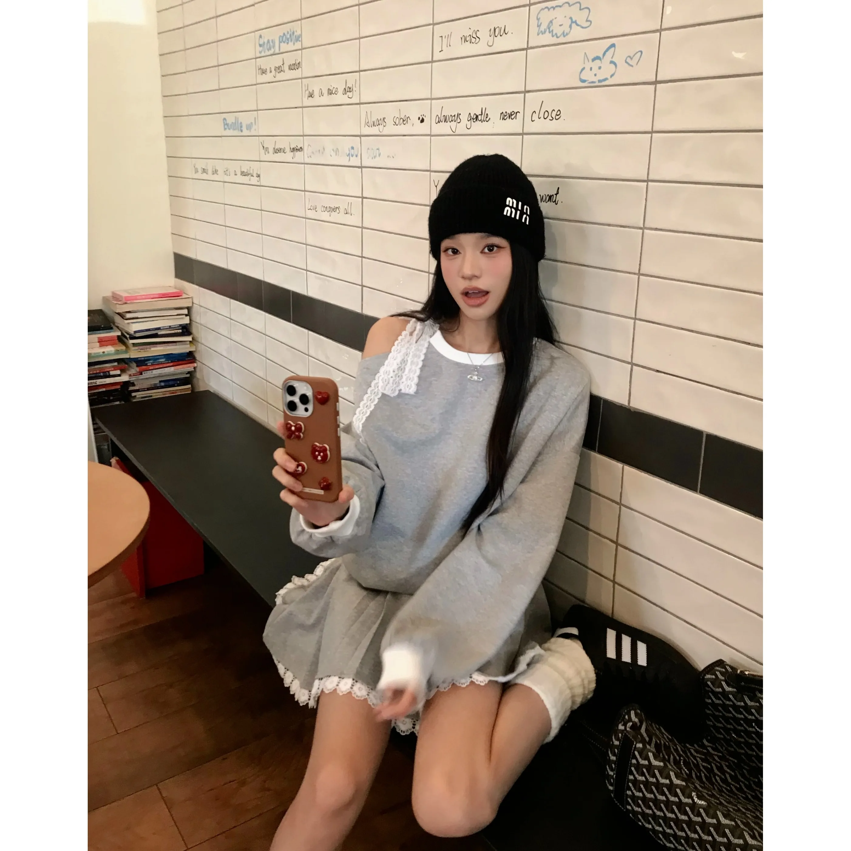 Корейская серия девчачий универсальный комплект женский зимний новый кружевной