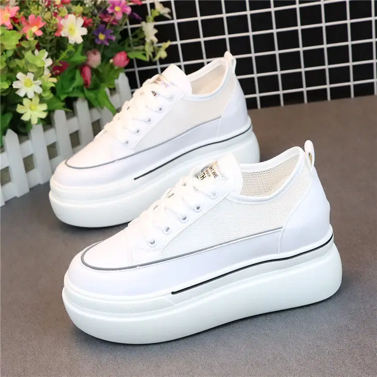 2022 Height Increasing Insole Female Casual Lace up White Shoes Versatile Casual round Toe Sneakers Soft Leather Women's Pumps