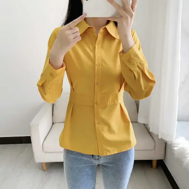 Новинка Весна 2024 Женская приталенная рубашка однотонная универсальный базовый