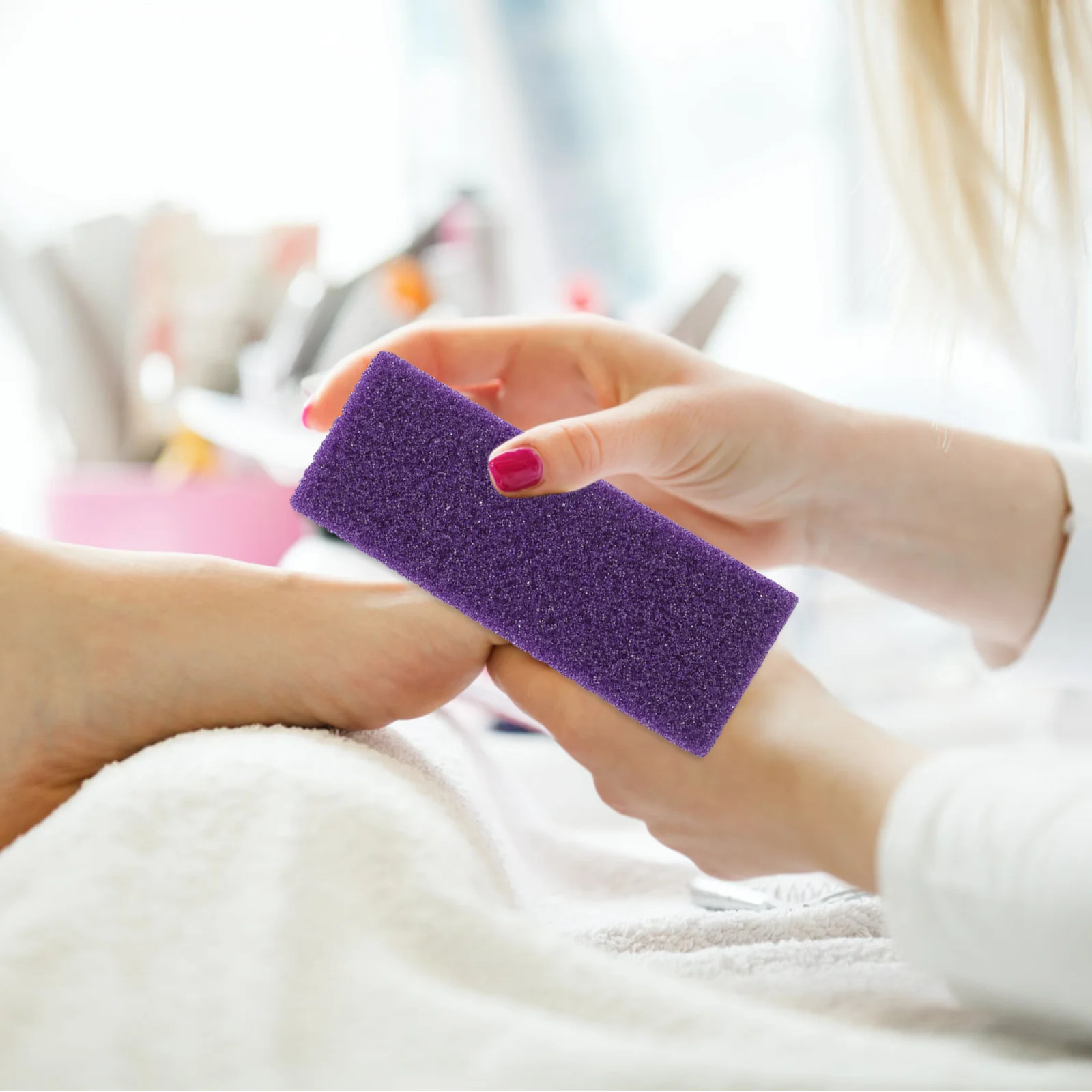 

Foot Care Exfoliator Pedicure Tool Foot Pumice Stone Block Callus Remover Scrubber Hard Skin Remover Cleaner Purple