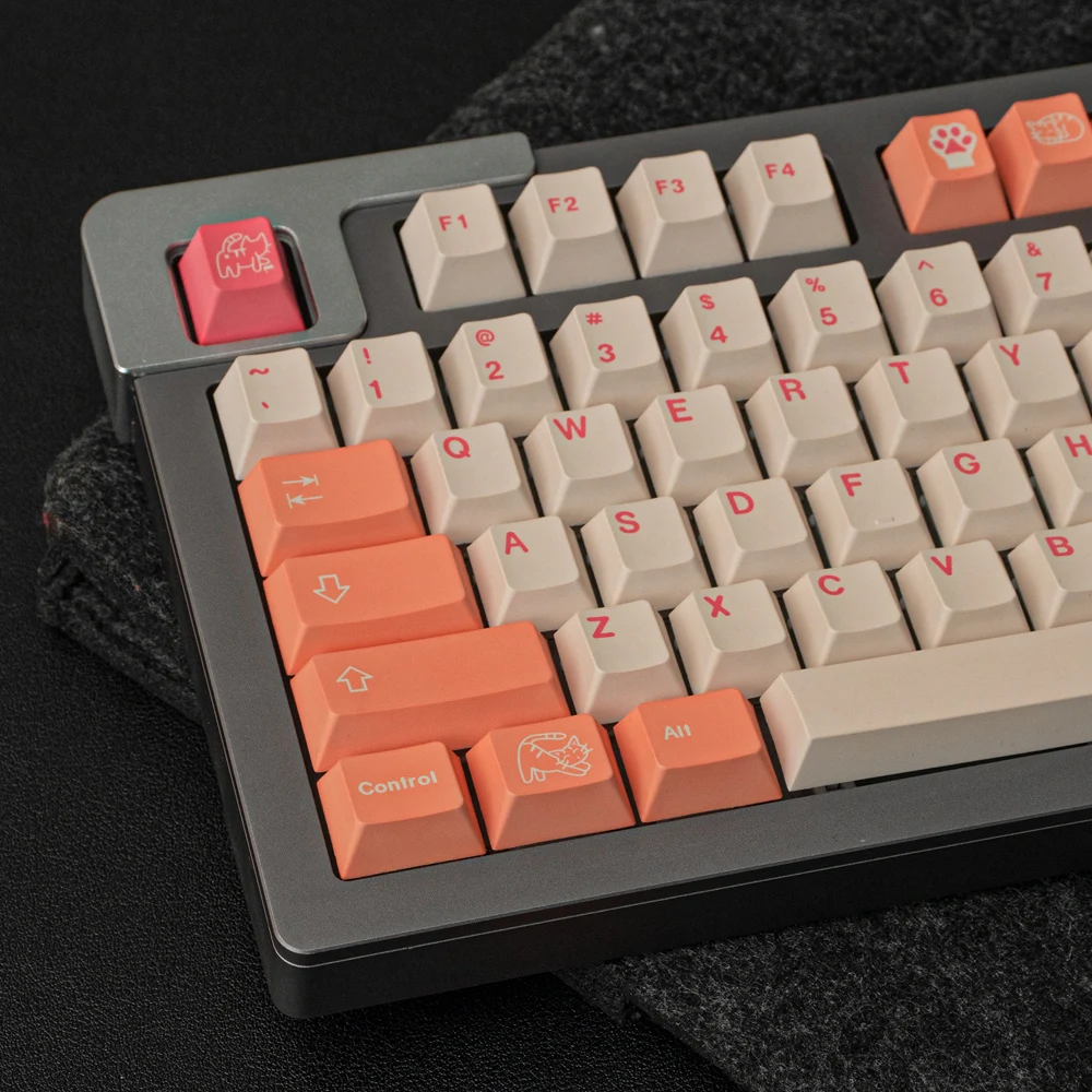 

136 Key Mechanical Keyboard Cap Orange Cat Key Cap Original Height PBT Thermal Sublimation Adaptation 61/64/68/75/84/87/96/980/1