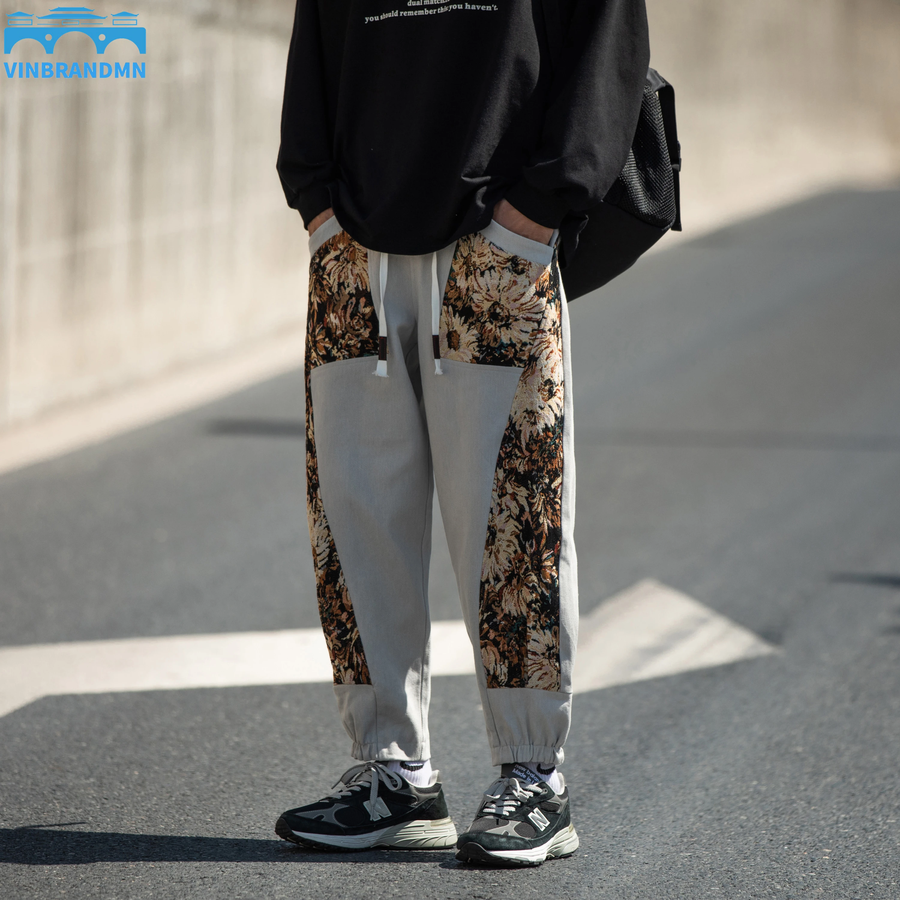 

Брюки мужские прямые в стиле ретро, повседневные трендовые штаны-султанки с карманами спереди, суперкрасивые уличные брюки с принтом в стиле хип-хоп, большие размеры